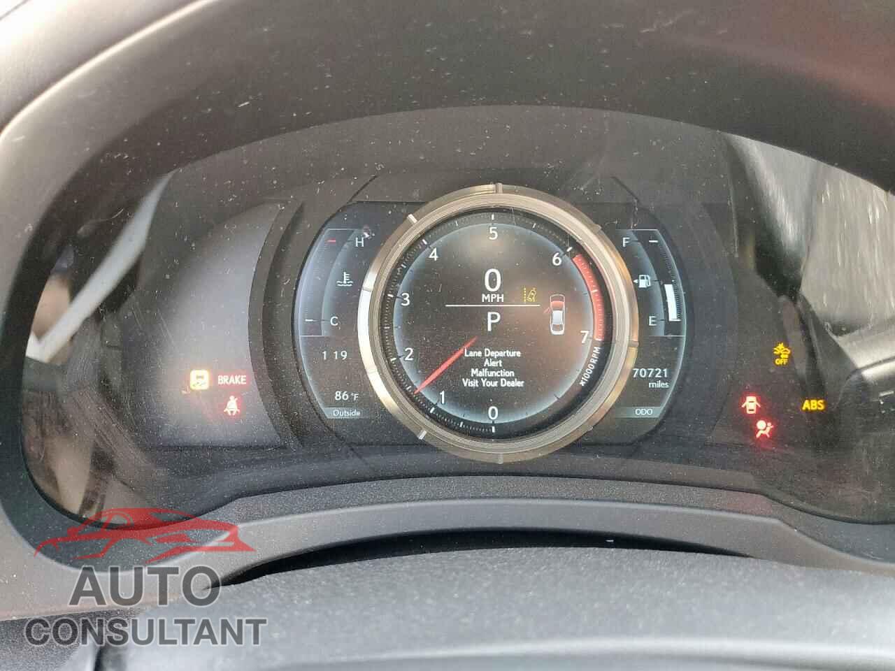 LEXUS IS 2018 - JTHBA1D24J5063984