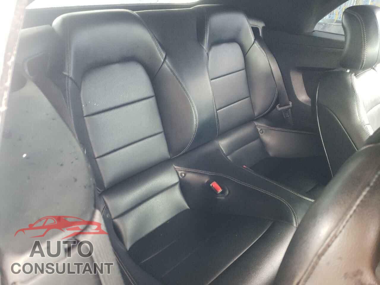FORD MUSTANG 2016 - 1FATP8UH9G5222109