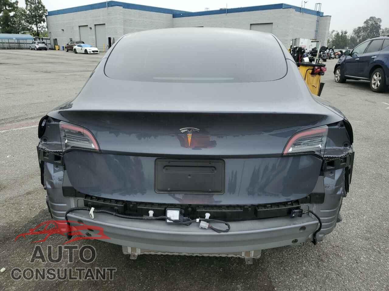 TESLA MODEL 3 2023 - 5YJ3E1EA5PF654543