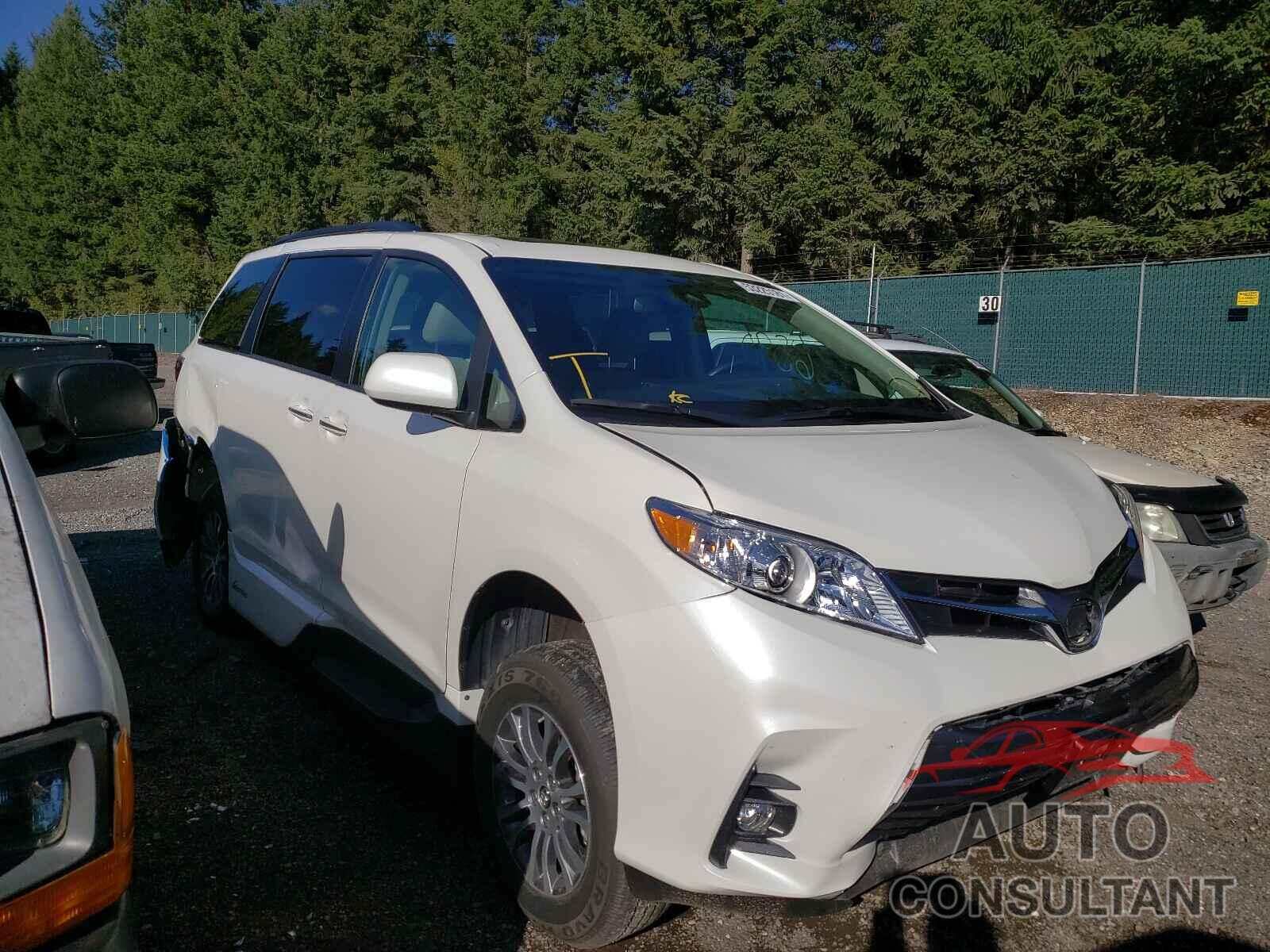 TOYOTA SIENNA 2018 - 5TDYZ3DCXJS944482