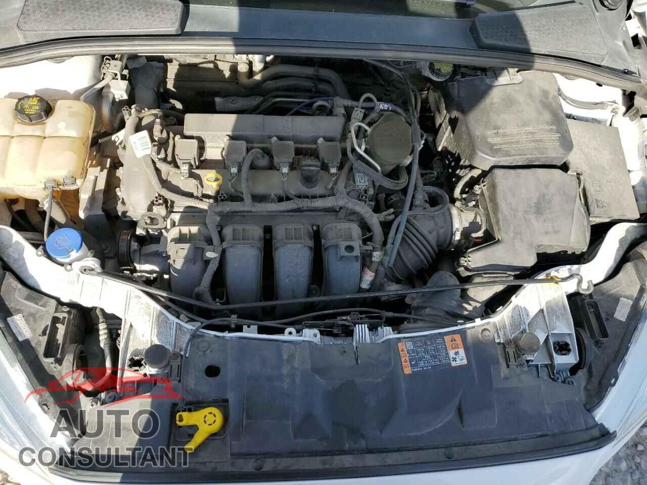 FORD FOCUS 2016 - 1FADP3F24GL297392