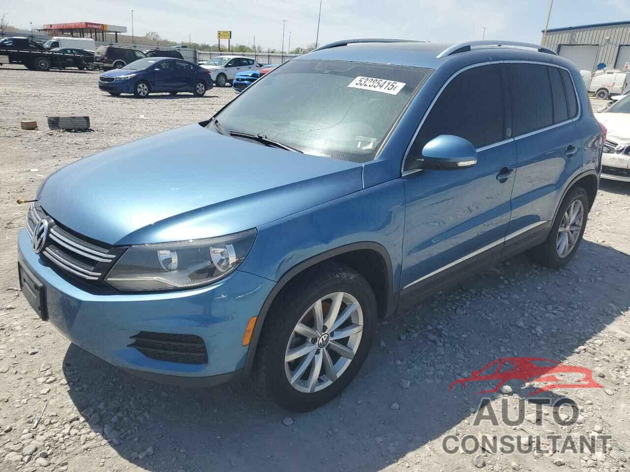 VOLKSWAGEN TIGUAN 2017 - WVGSV7AX5HW503767