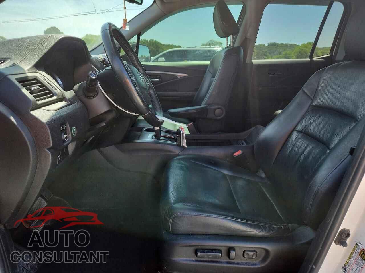 HONDA RIDGELINE 2017 - 5FPYK2F63HB007677