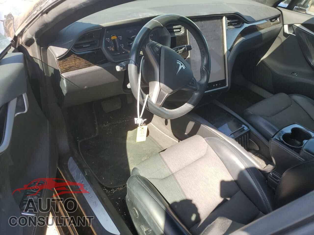 TESLA MODEL S 2018 - 5YJSA1E26JF261707