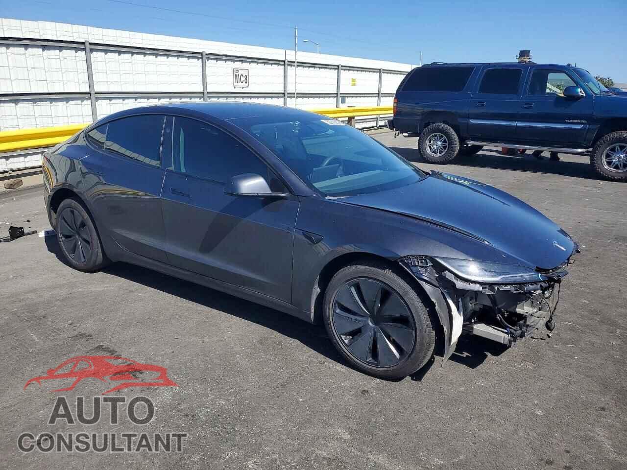 TESLA MODEL 3 2024 - 5YJ3E1EA8RF862158