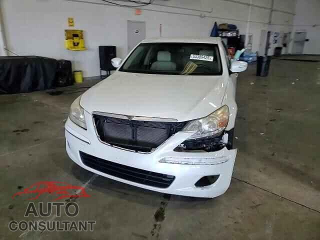 HYUNDAI GENESIS 2010 - KMHGC4DE1AU074441