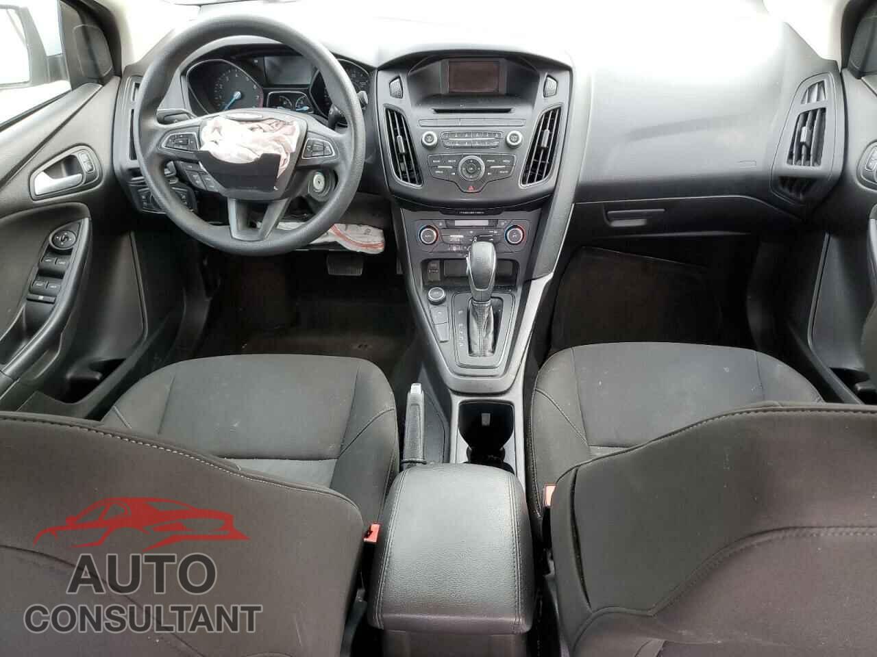 FORD FOCUS 2017 - 1FADP3FEXHL281032