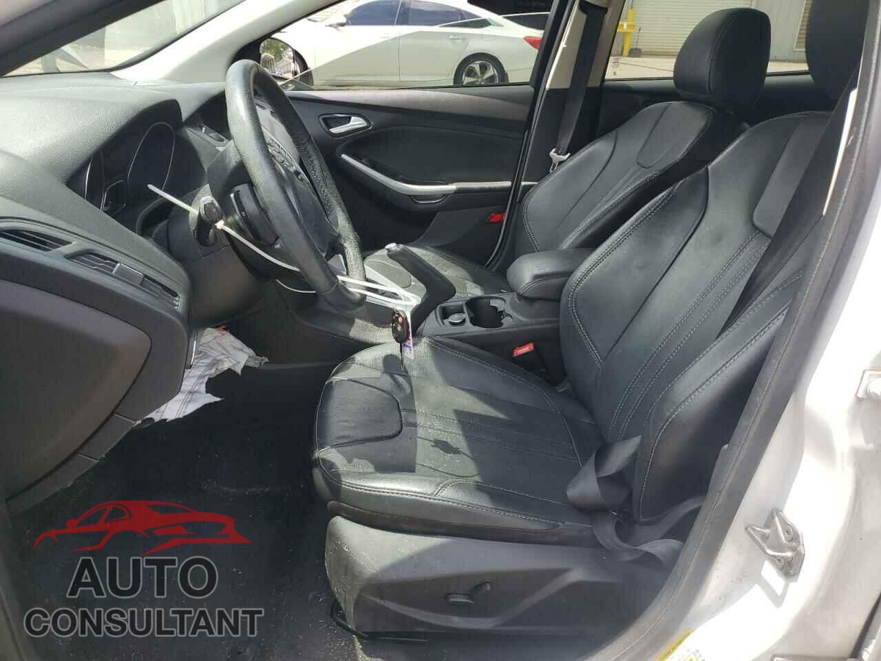 FORD FOCUS 2014 - 1FADP3F23EL221885