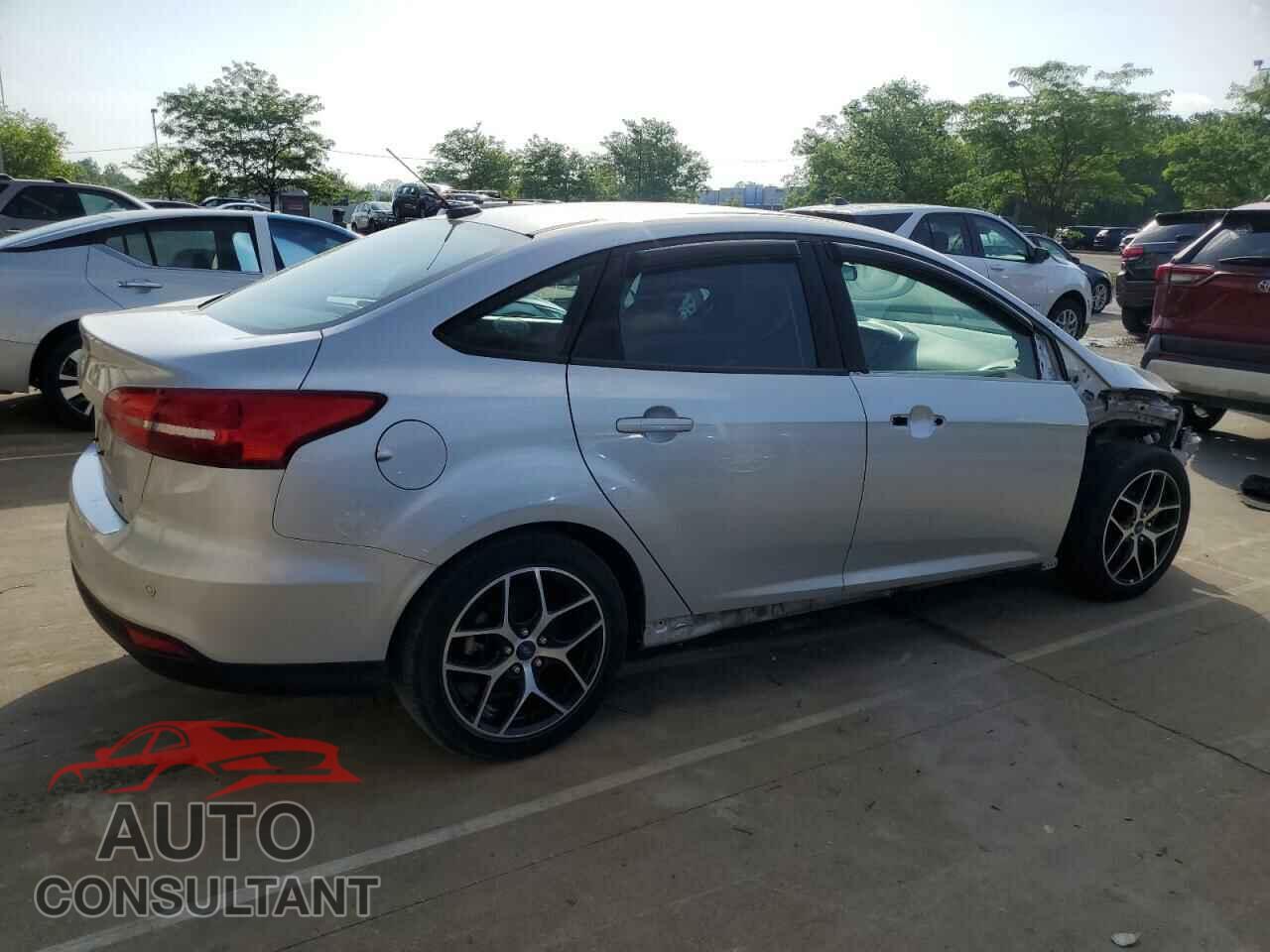 FORD FOCUS 2017 - 1FADP3H2XHL336467