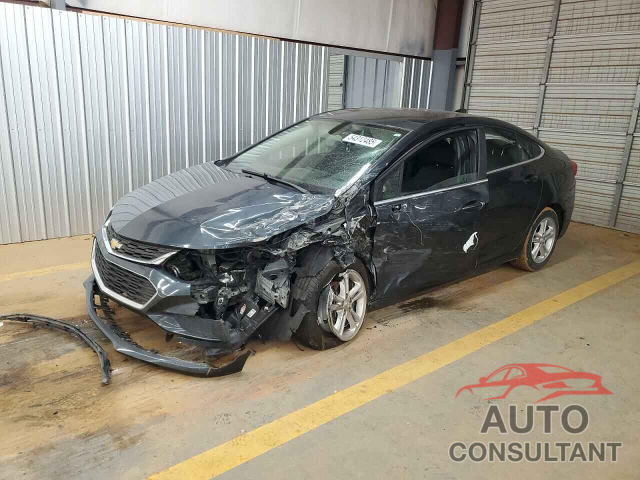 CHEVROLET CRUZE 2018 - 1G1BE5SM7J7171613
