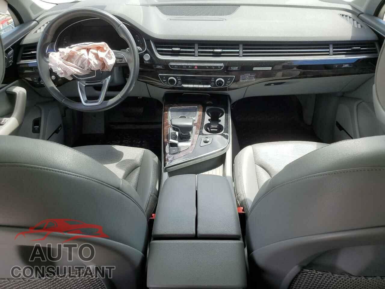 AUDI Q7 2017 - WA1VAAF76HD016652