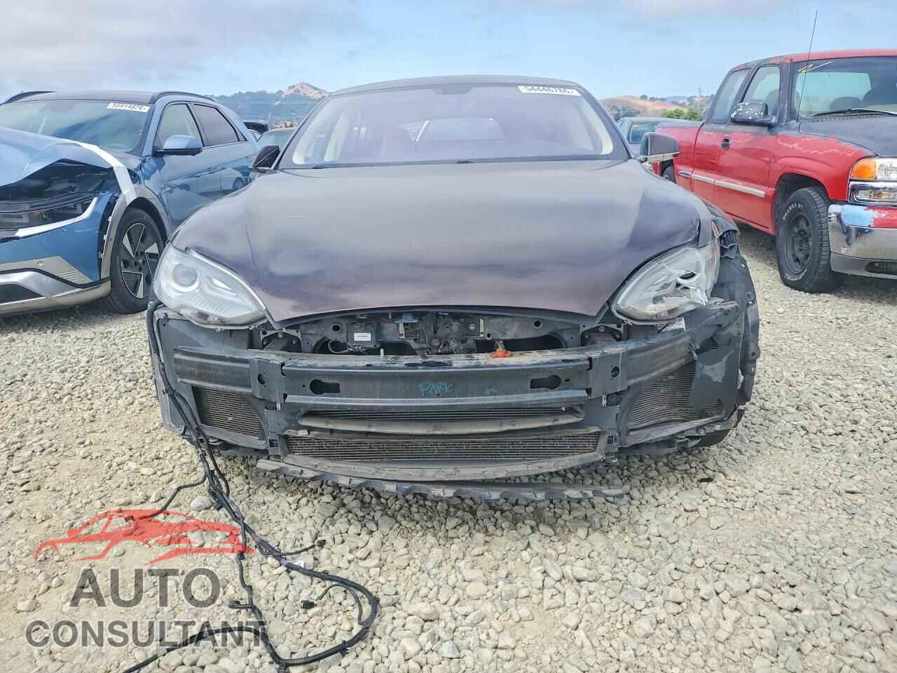TESLA MODEL S 2014 - 5YJSA1H13EFP50056