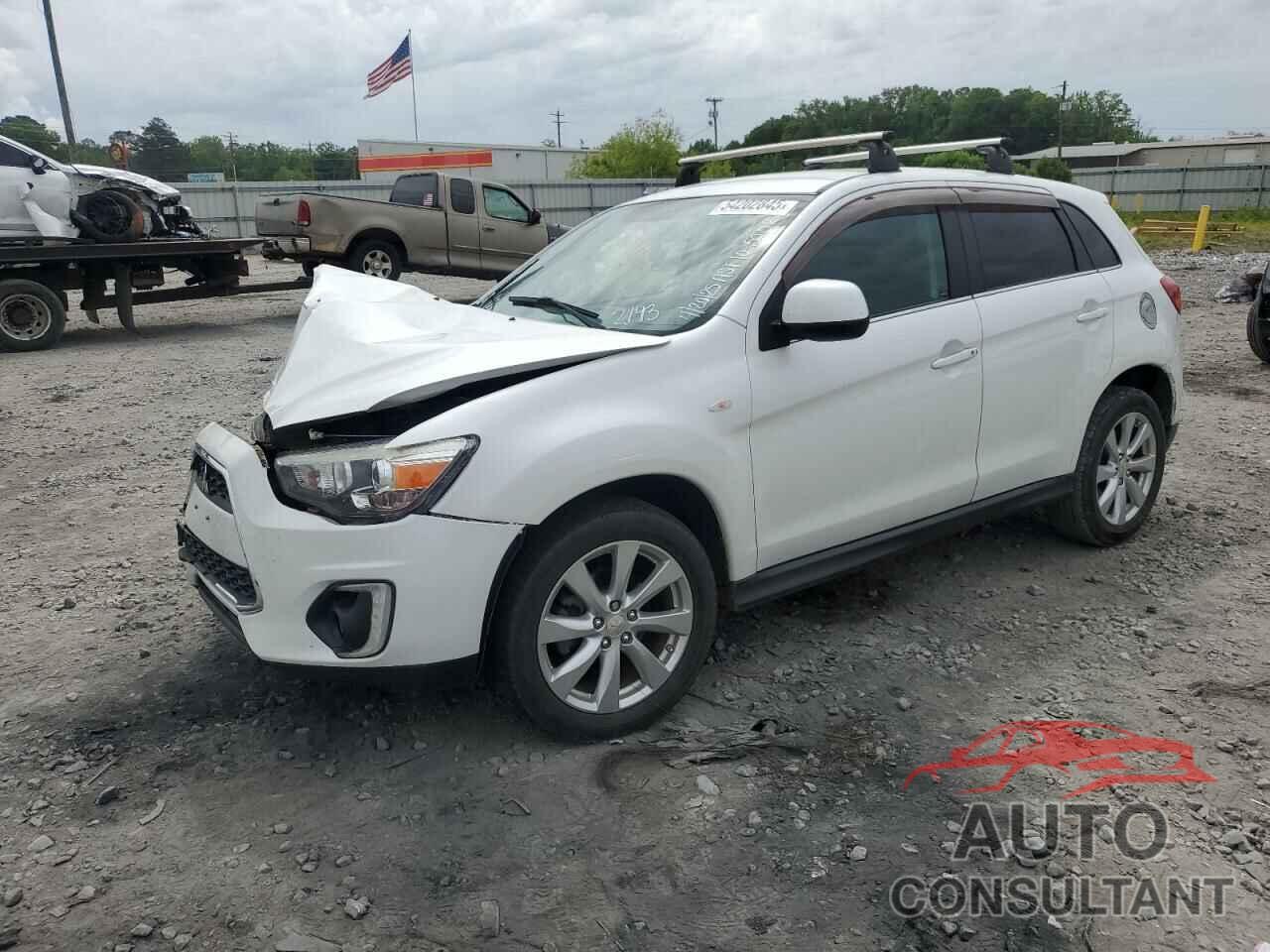 MITSUBISHI OUTLANDER 2015 - 4A4AP4AU2FE052193