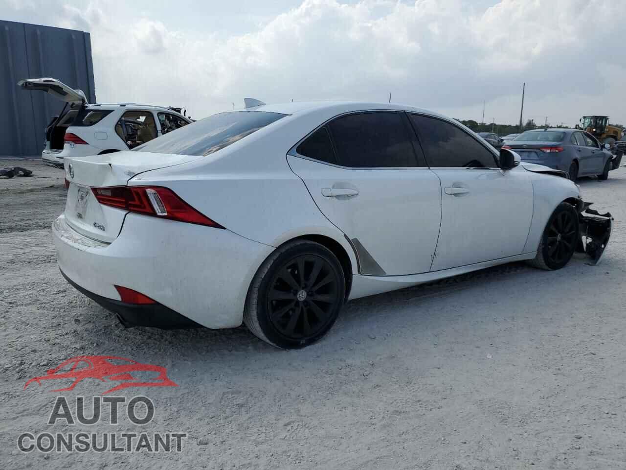 LEXUS IS 2014 - JTHBF1D21E5024728