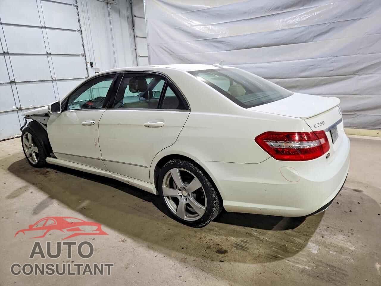 MERCEDES-BENZ E-CLASS 2011 - WDDHF8HB0BA439501