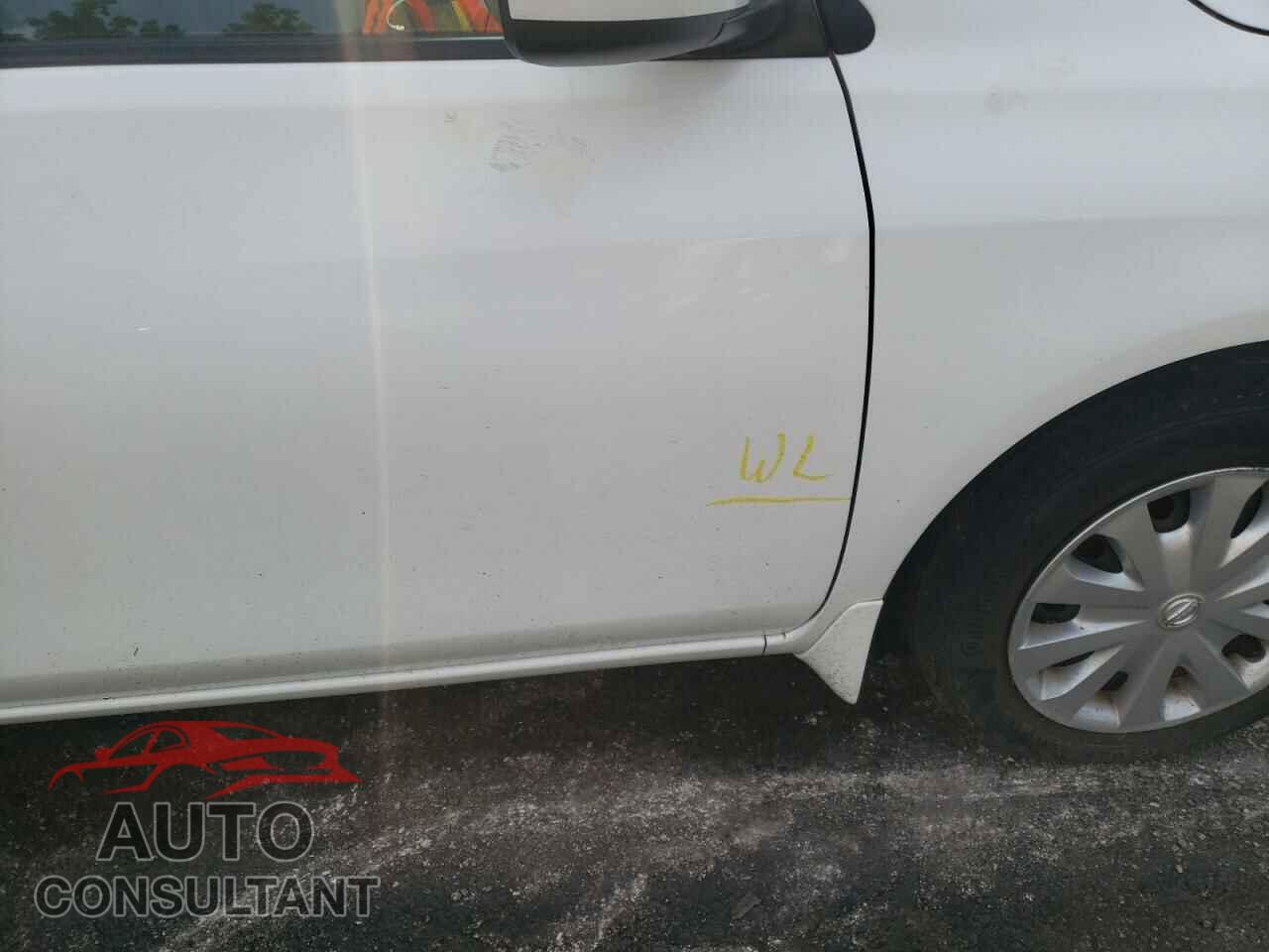 NISSAN VERSA 2017 - 3N1CN7AP2HL873401