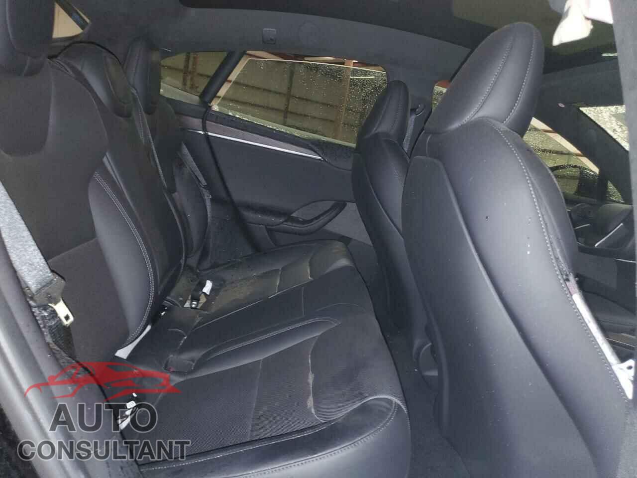 TESLA MODEL S 2022 - 5YJSA1E53NF470175