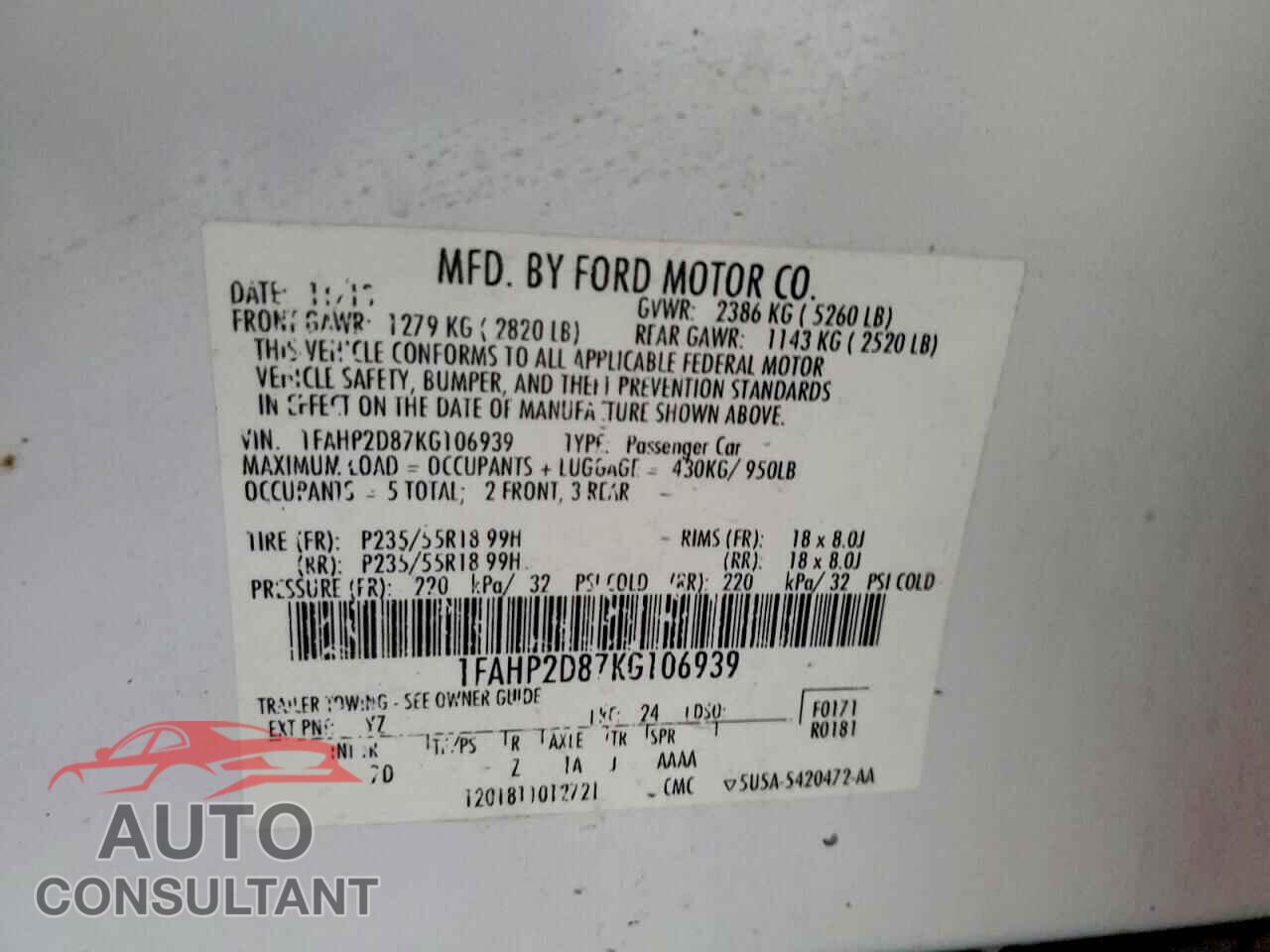 FORD TAURUS 2019 - 1FAHP2D87KG106939
