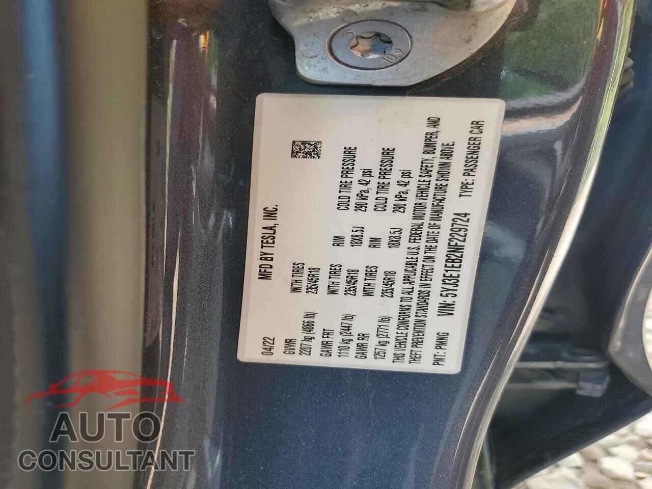 TESLA MODEL 3 2022 - 5YJ3E1EB2NF229724