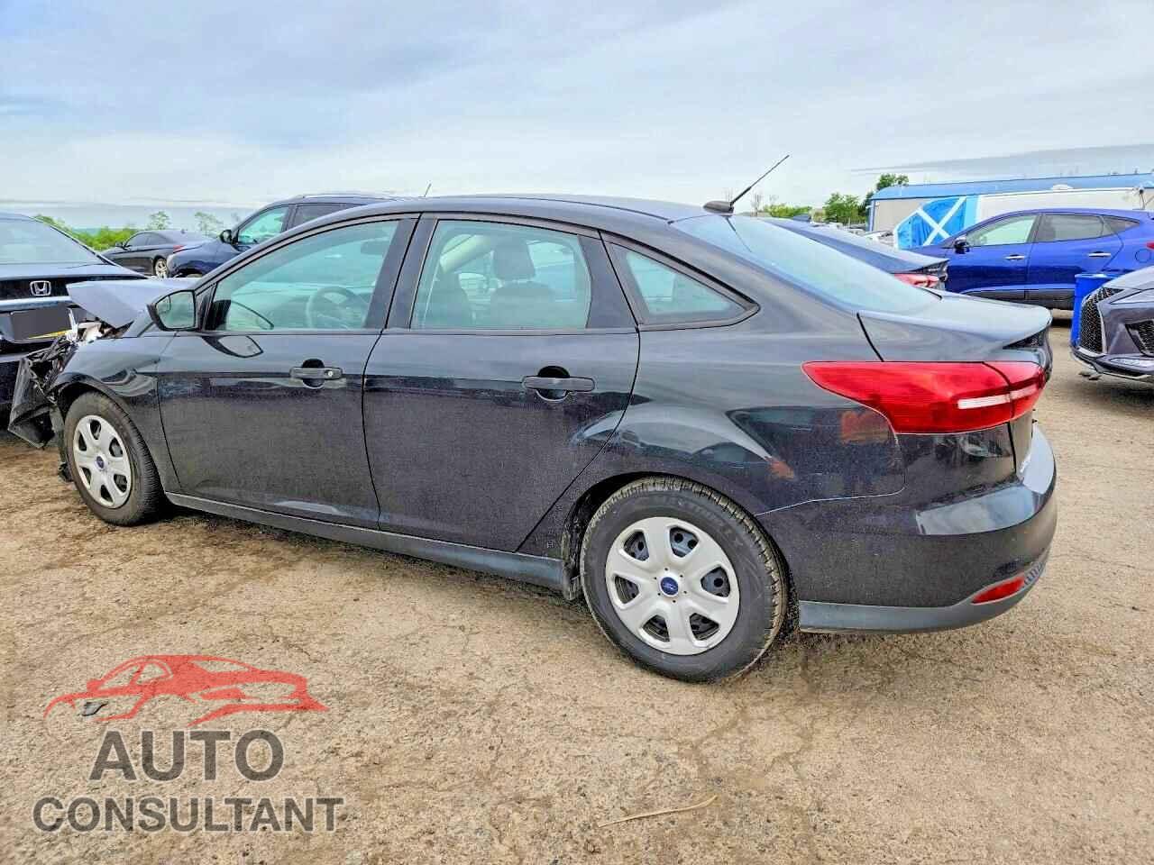 FORD FOCUS 2015 - 1FADP3E20FL297745