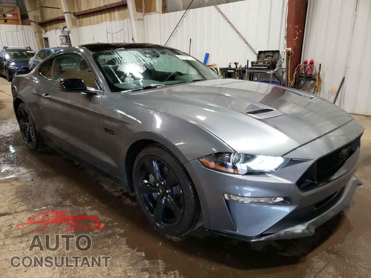 FORD MUSTANG 2022 - 1FA6P8CF9N5135563