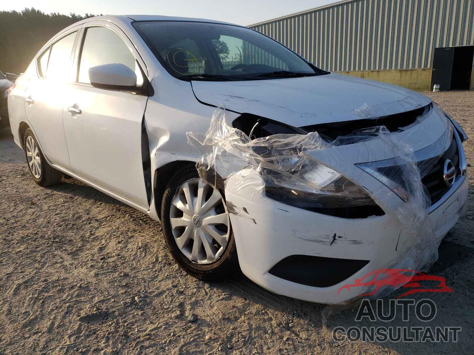 NISSAN VERSA 2018 - 3N1CN7AP6JL810503