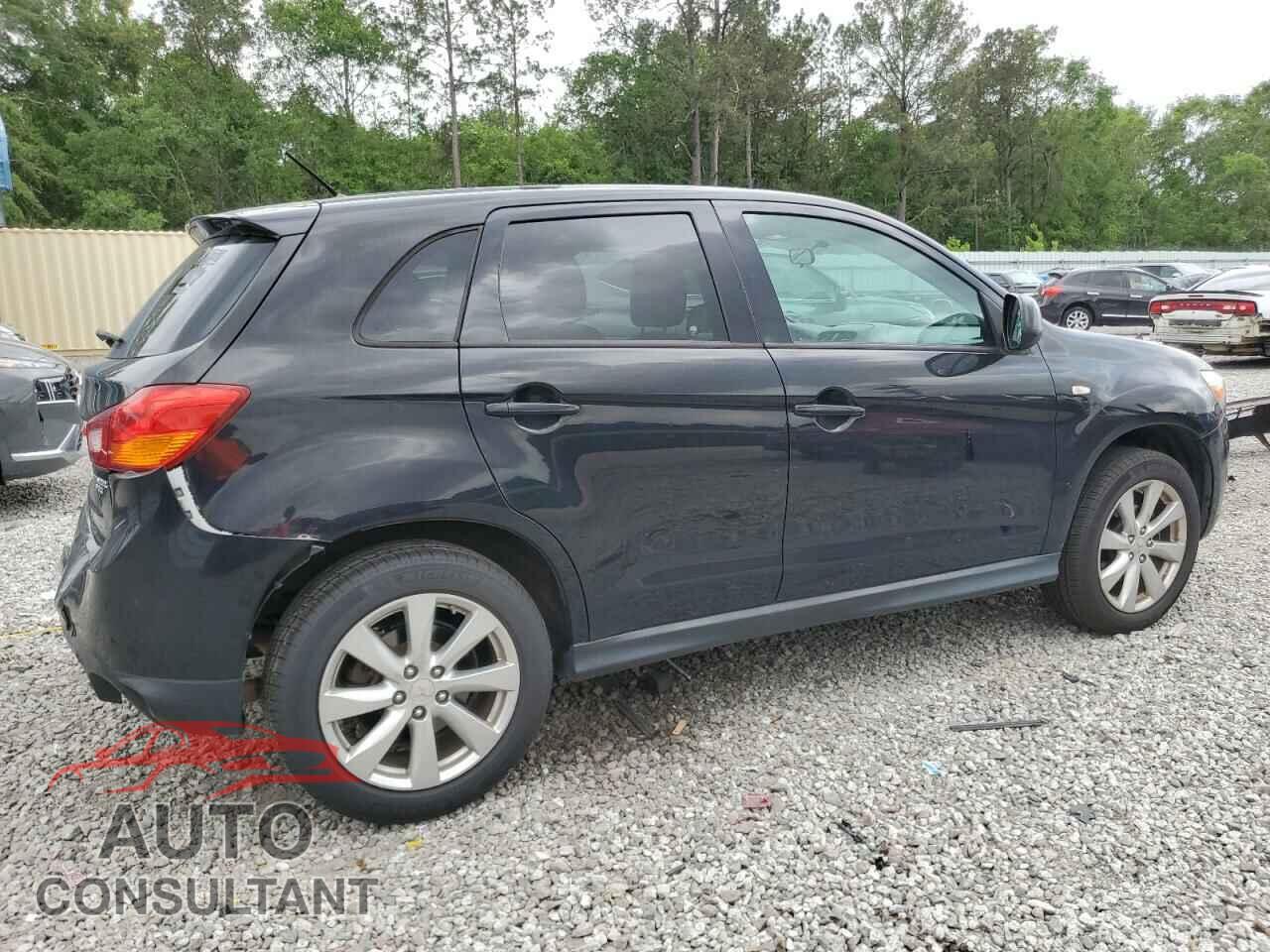 MITSUBISHI OUTLANDER 2015 - 4A4AR3AUXFE052463