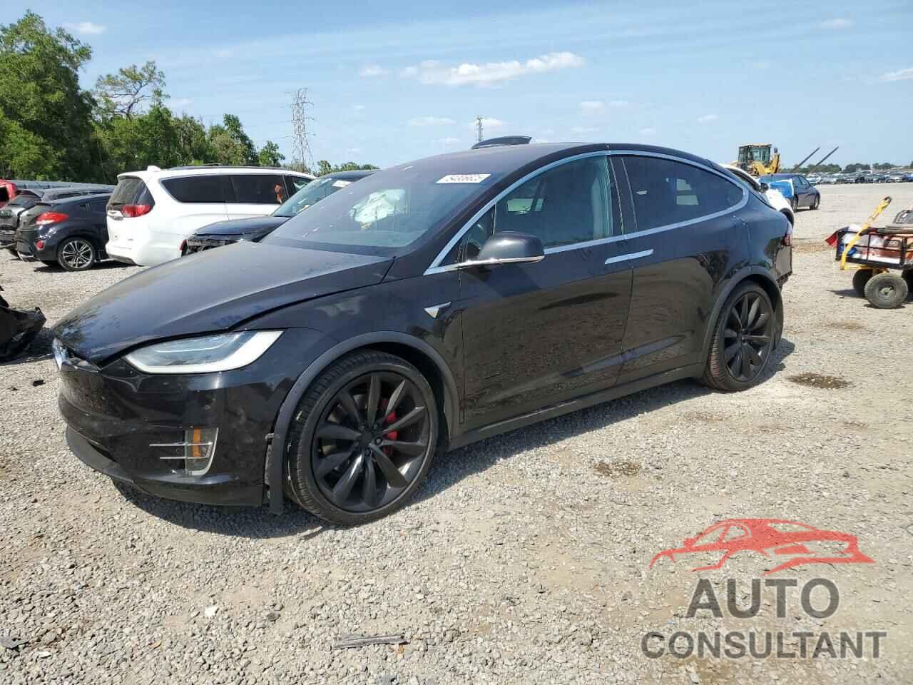 TESLA MODEL X 2018 - 5YJXCBE43JF109231