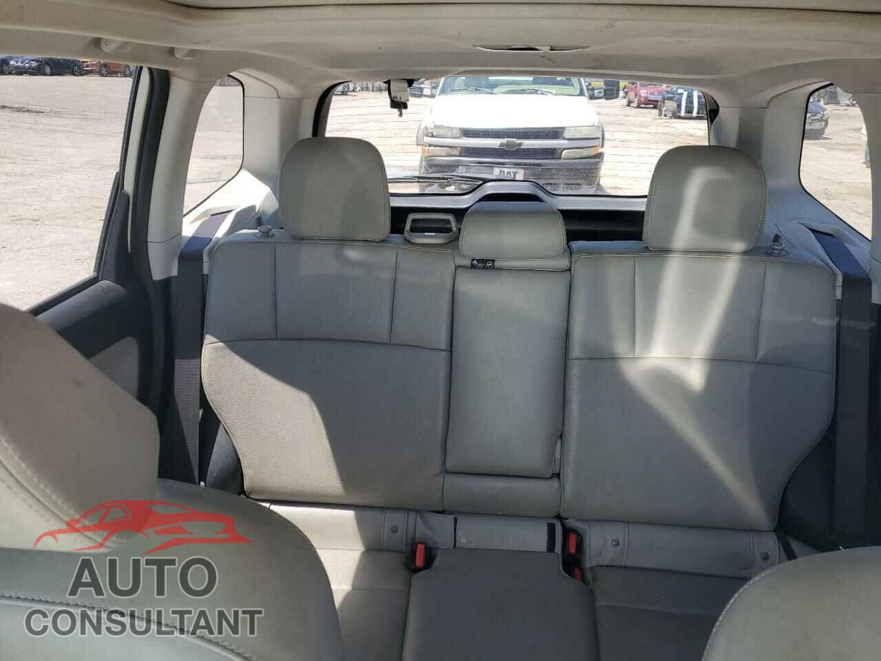 SUBARU FORESTER 2014 - JF2SJAPC0EH444193