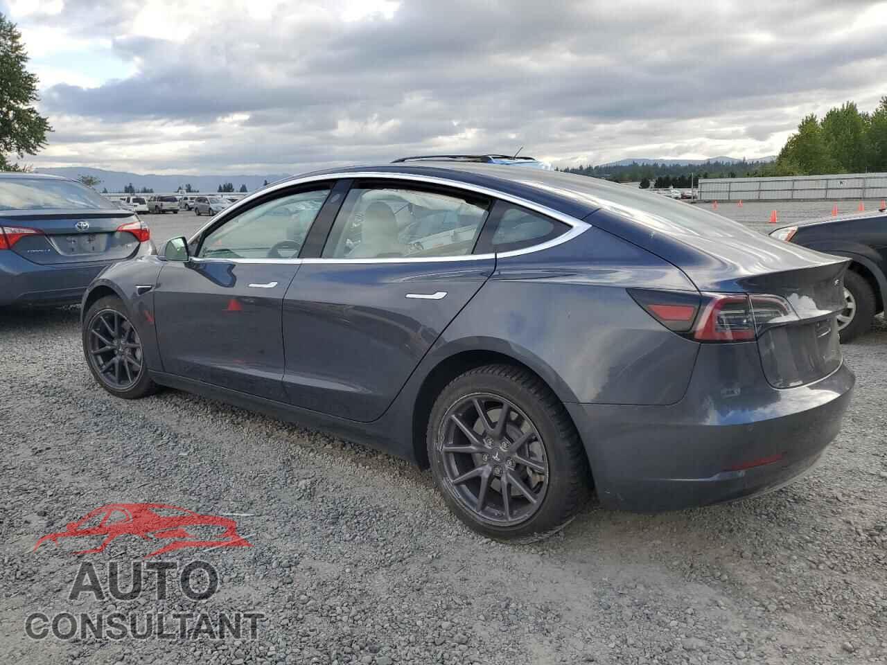 TESLA MODEL 3 2018 - 5YJ3E1EB2JF170135