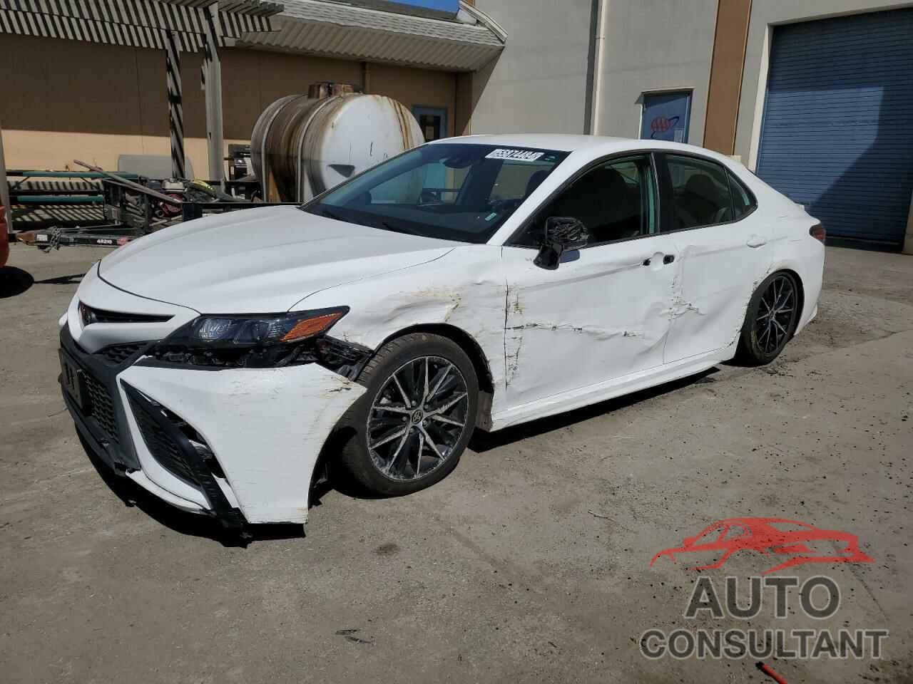 TOYOTA CAMRY 2022 - 4T1G11AK4NU706076