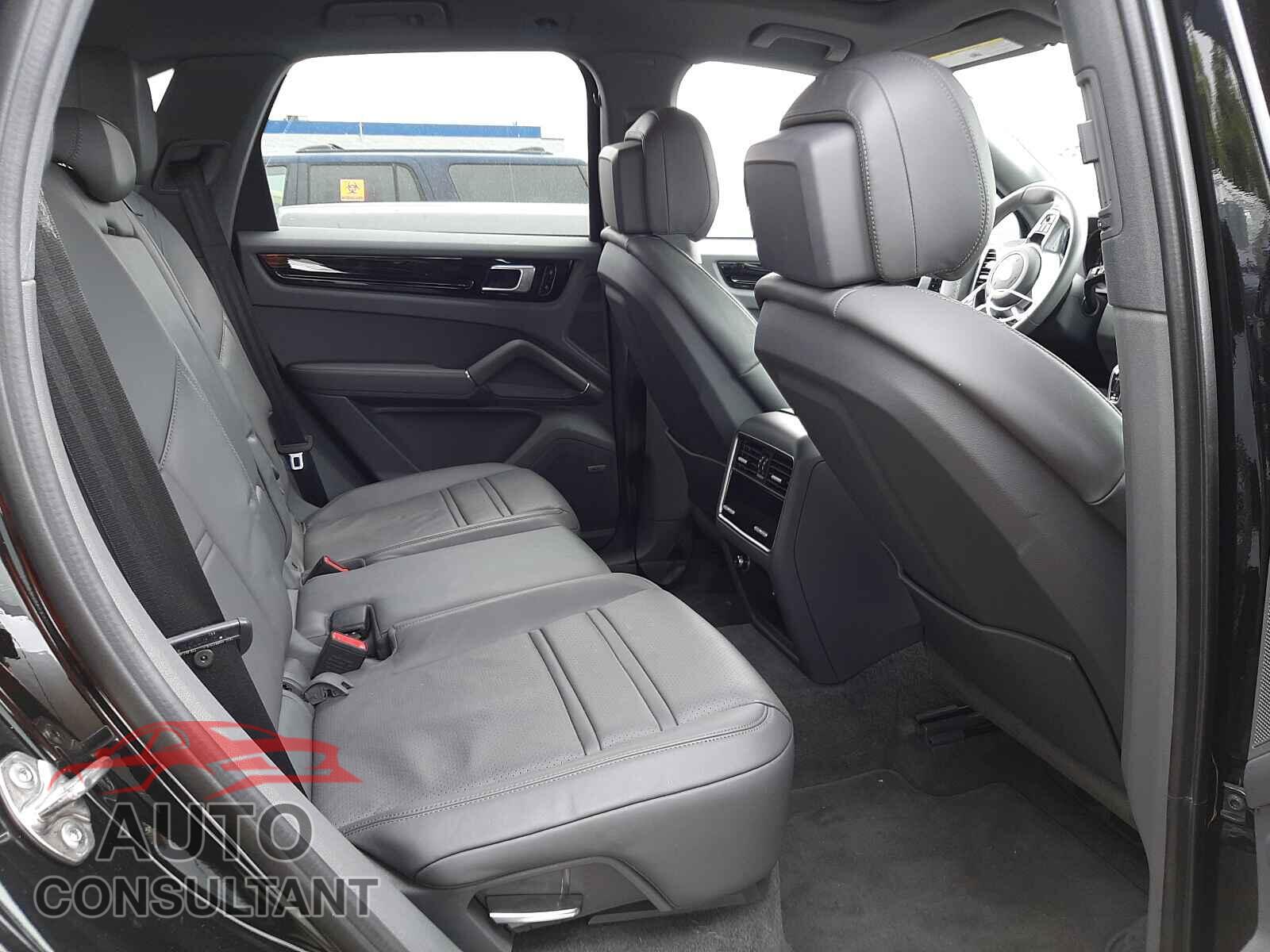 PORSCHE CAYENNE 2020 - WP1AA2AY0LDA07060
