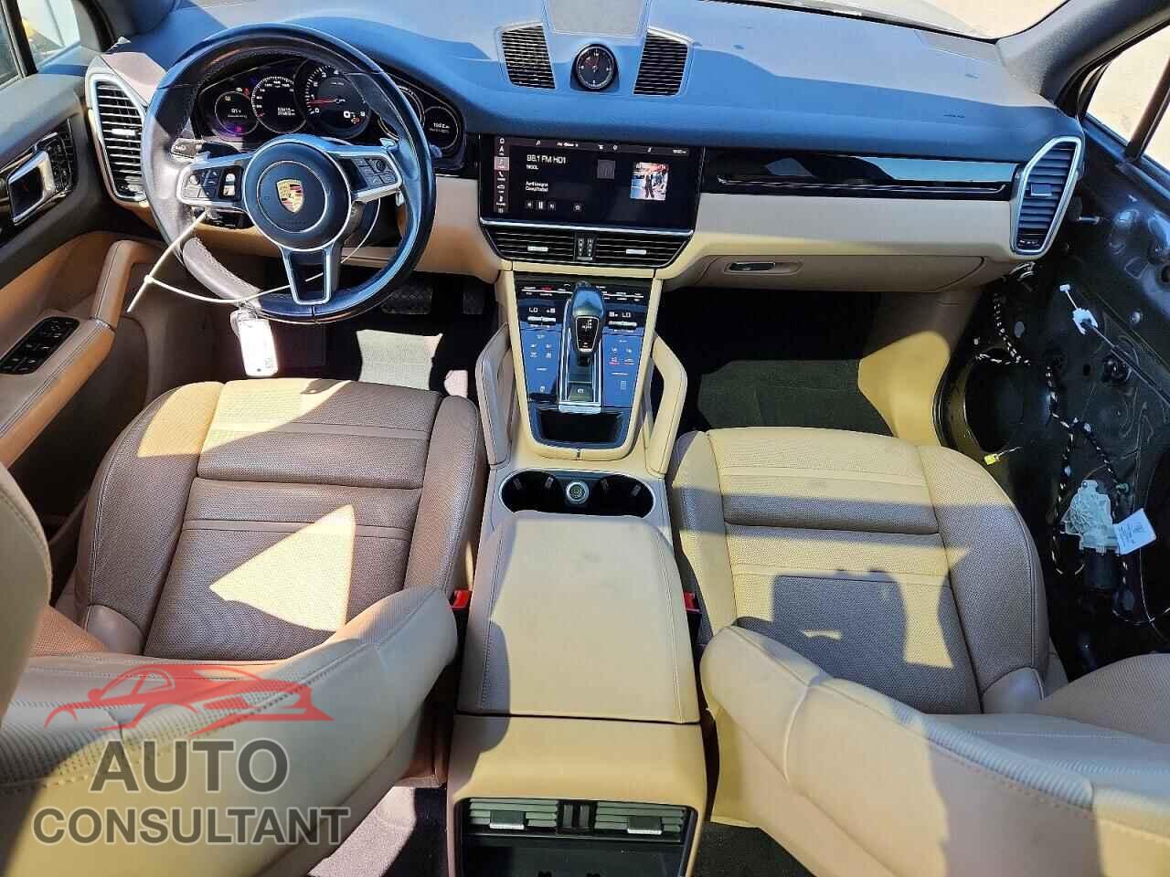 PORSCHE CAYENNE 2021 - WP1AA2AY2MDA04467