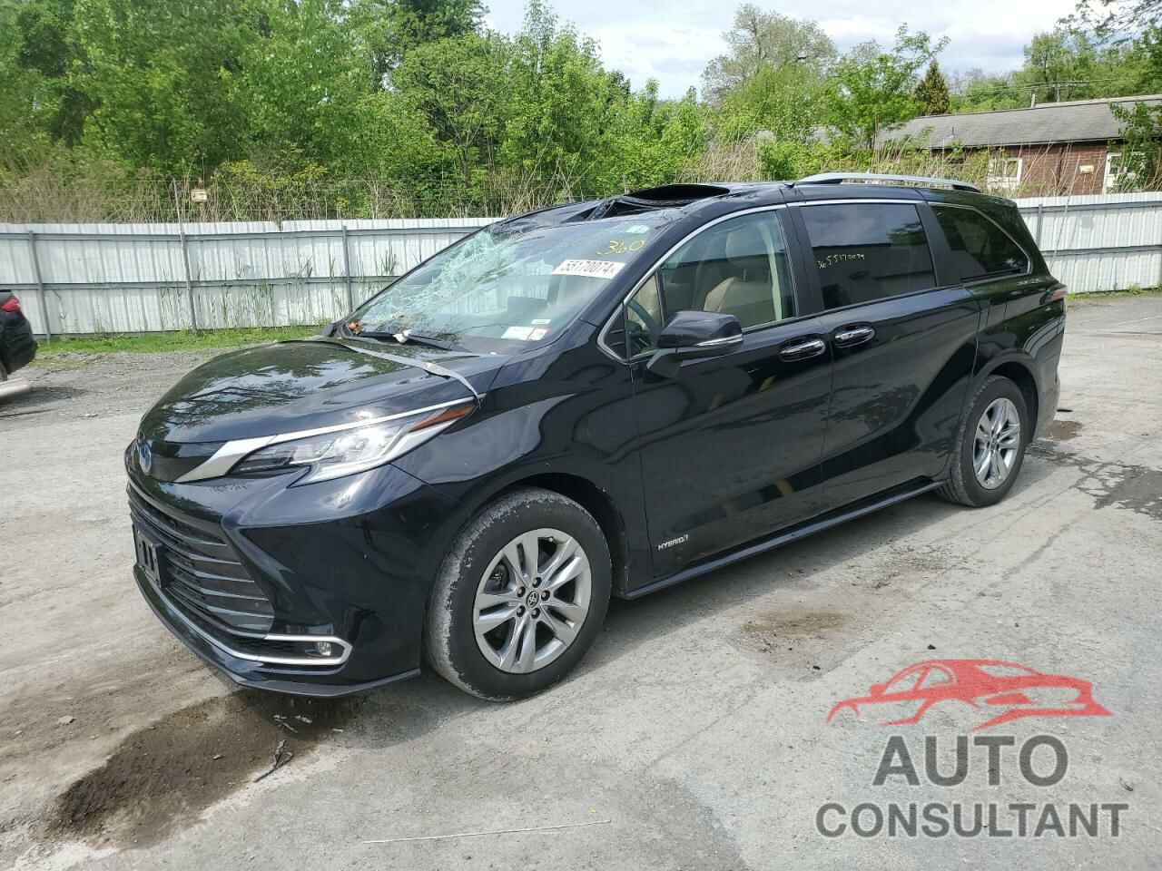 TOYOTA SIENNA 2021 - 5TDZSKFC4MS035688