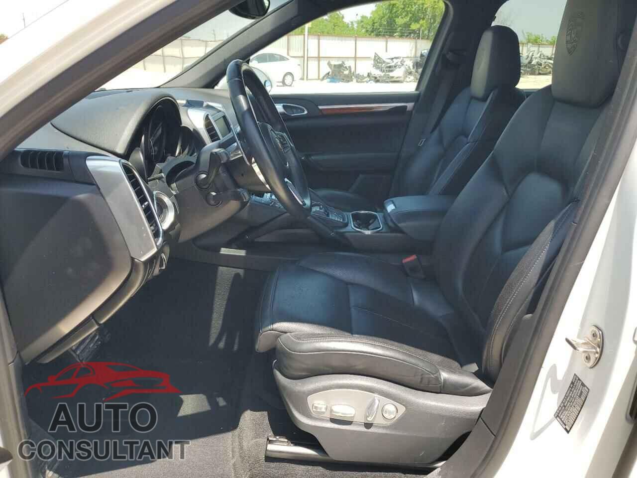 PORSCHE CAYENNE 2016 - WP1AA2A23GLA03981