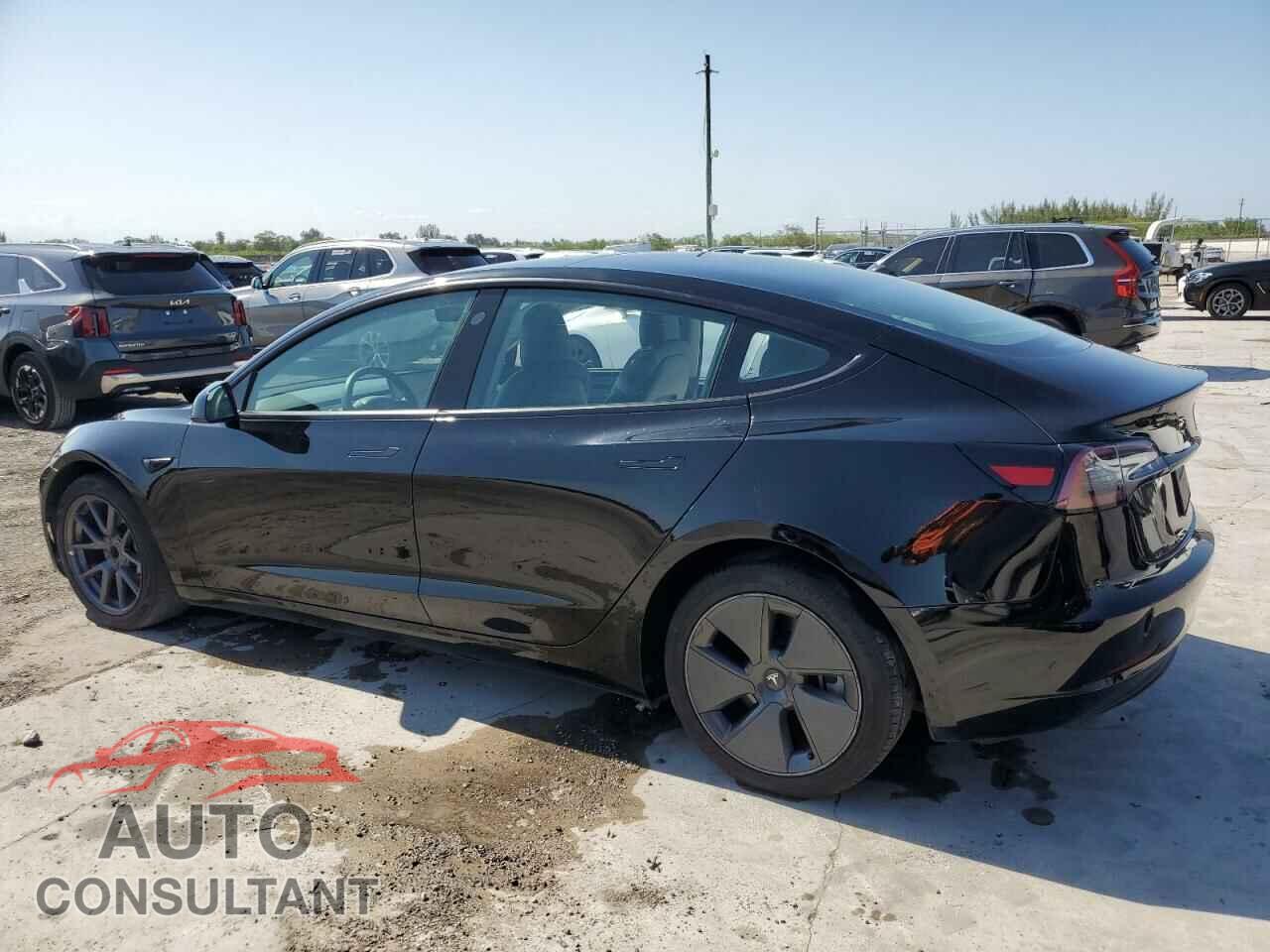 TESLA MODEL 3 2023 - 5YJ3E1EA1PF453125