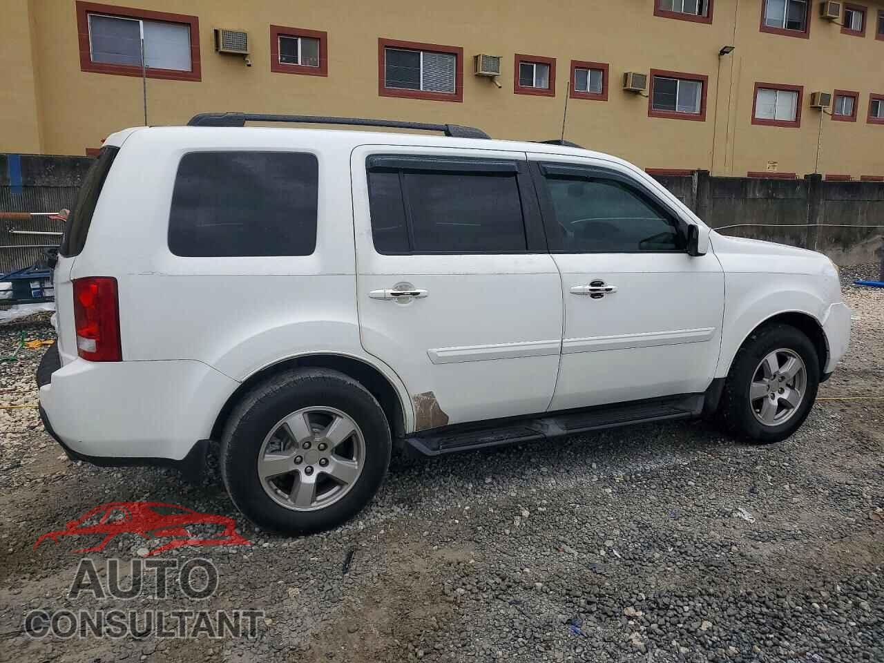 HONDA PILOT 2011 - 5FNYF3H79BB024421