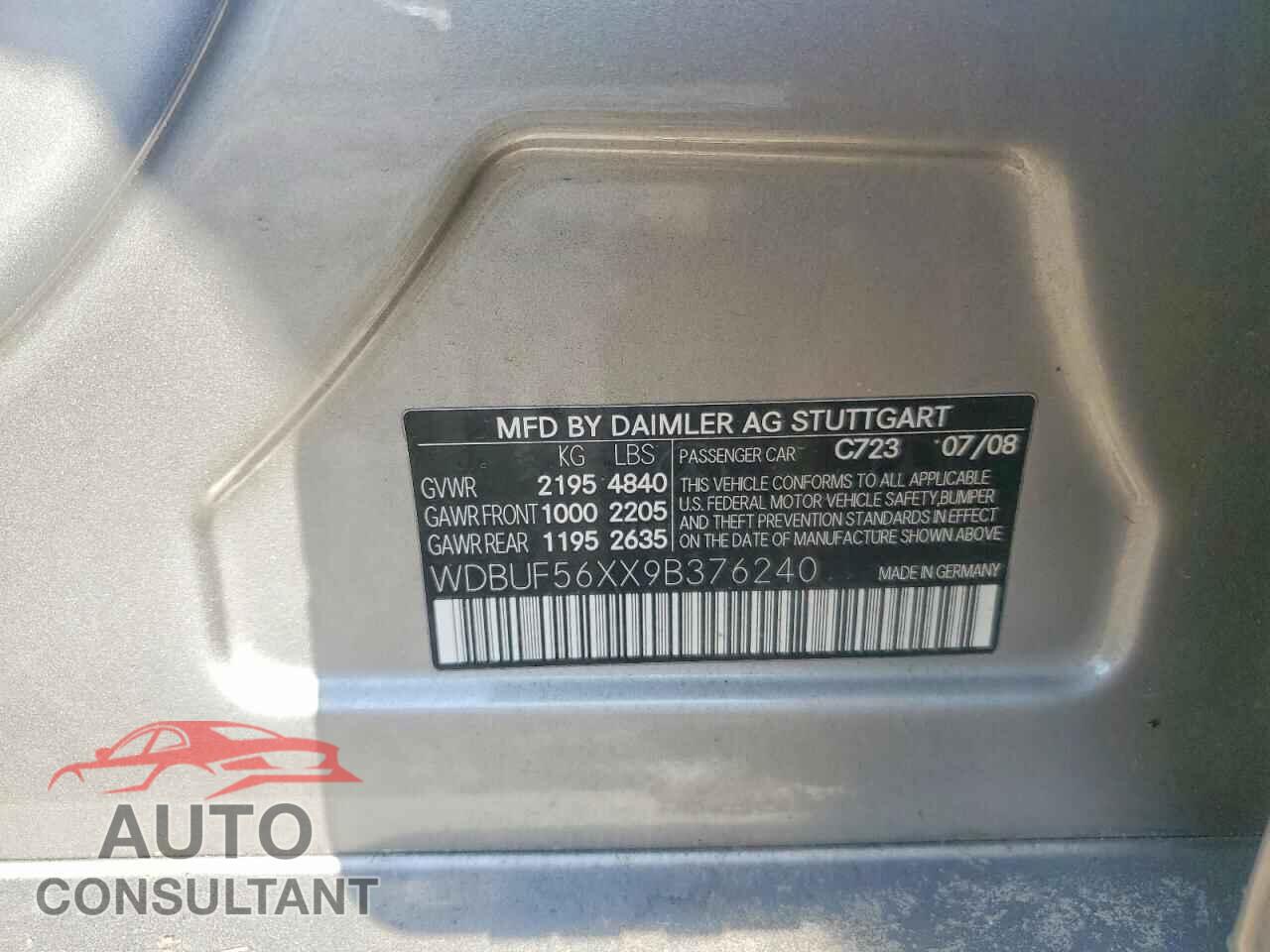 MERCEDES-BENZ E-CLASS 2009 - WDBUF56XX9B376240