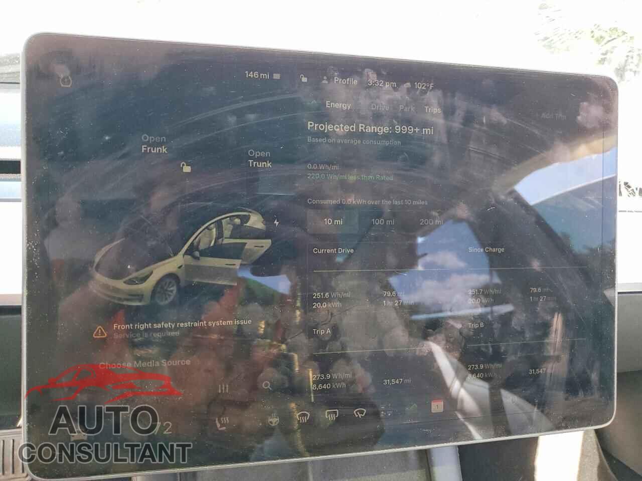TESLA MODEL 3 2022 - 5YJ3E1EB9NF266852