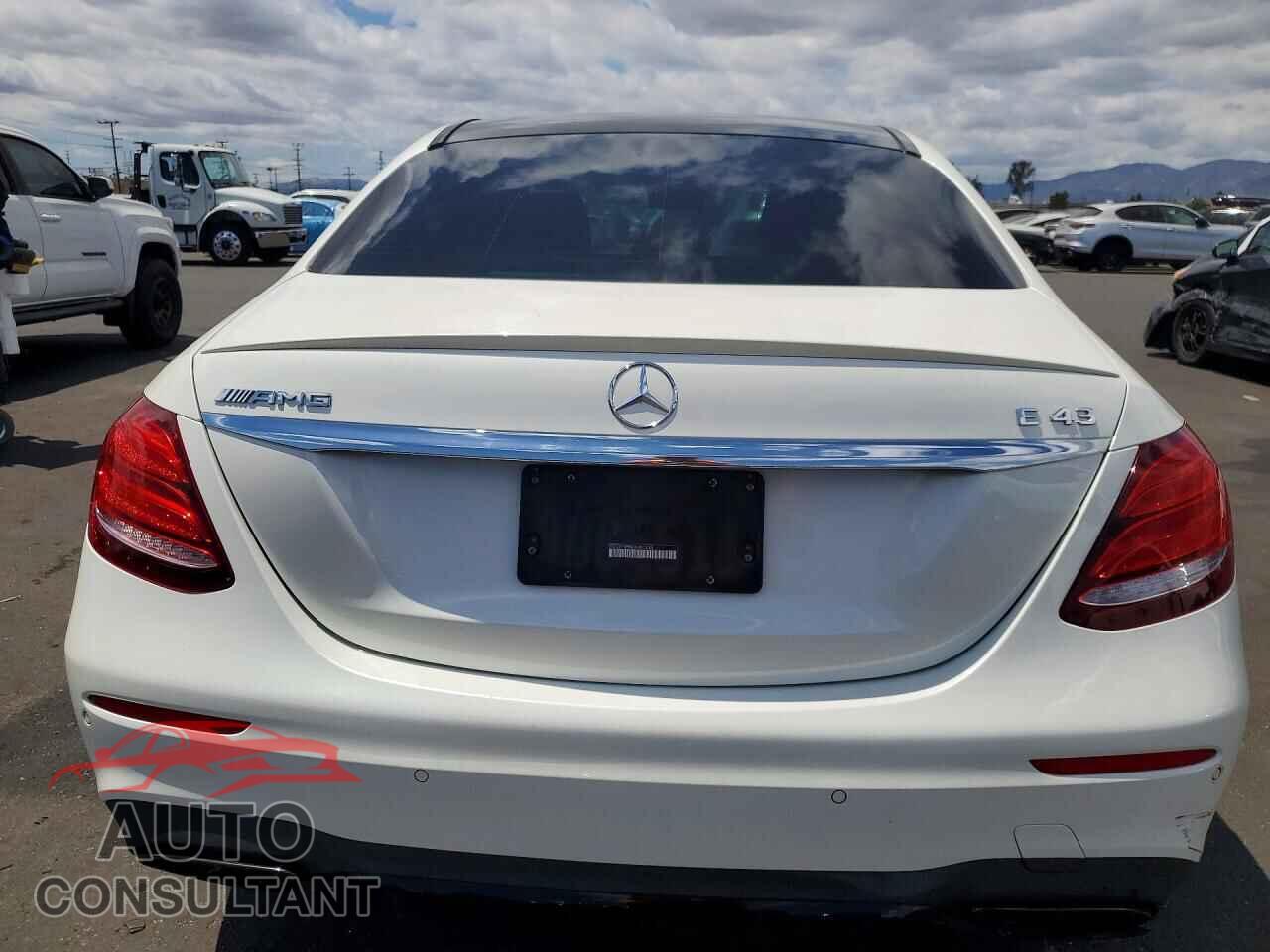MERCEDES-BENZ E-CLASS 2018 - WDDZF6EB4JA401233