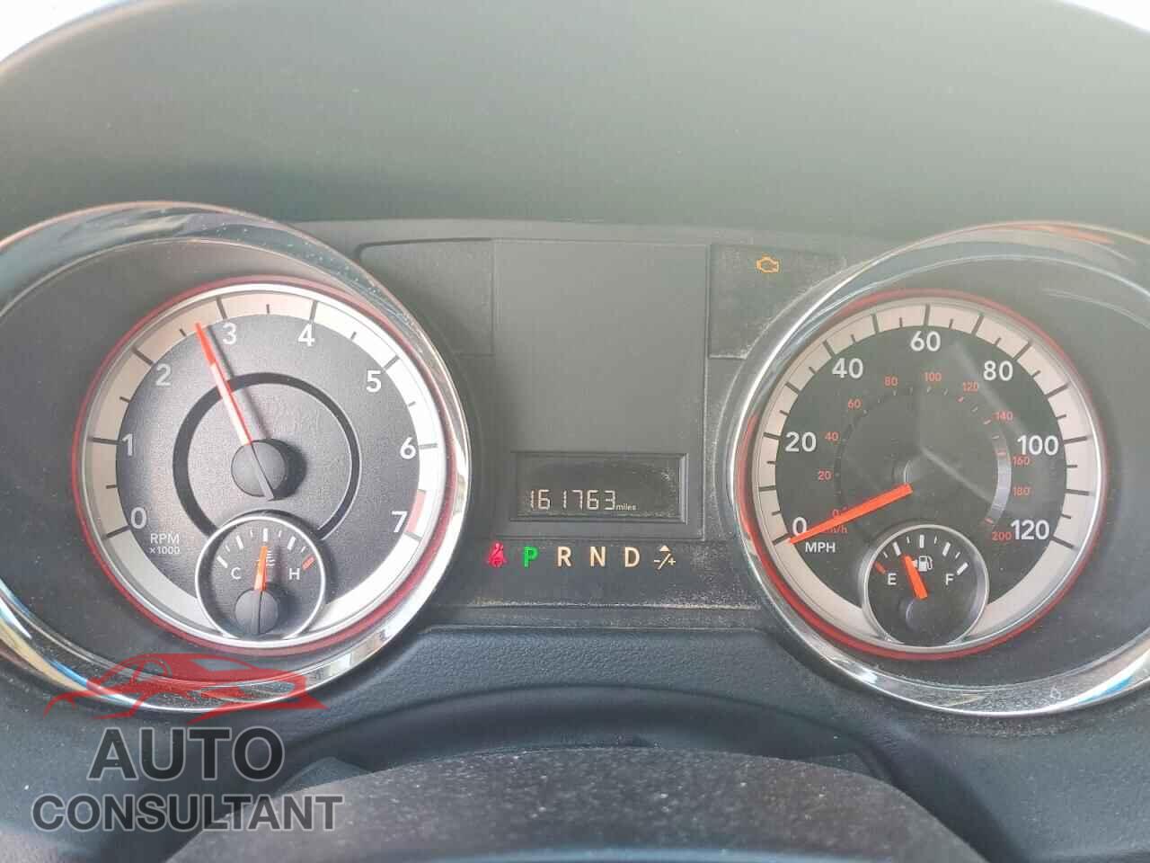 DODGE CARAVAN 2015 - 2C4RDGBG8FR625193