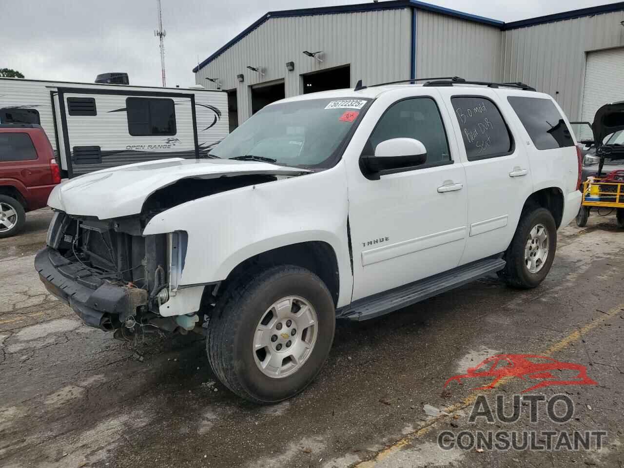 CHEVROLET TAHOE 2013 - 1GNSCBE03DR150763