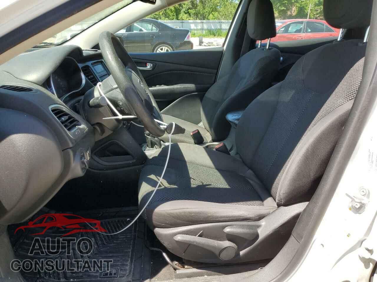 DODGE DART 2016 - 1C3CDFAA7GD606415