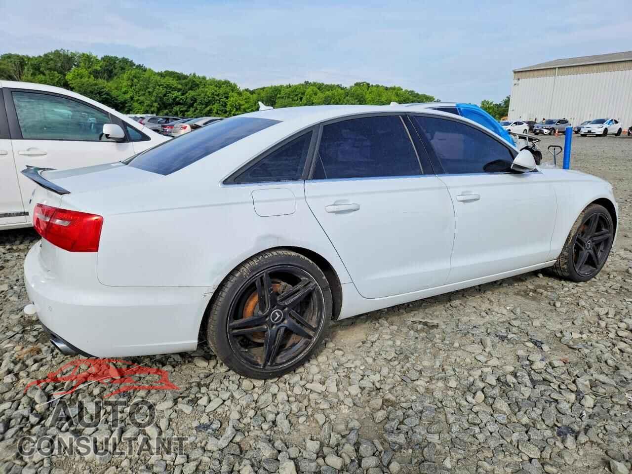 AUDI A6 2013 - WAUGFAFC7DN088703