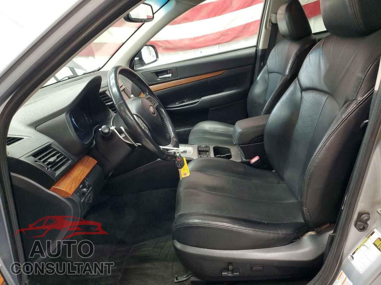 SUBARU OUTBACK 2014 - 4S4BRBLC6E3311188