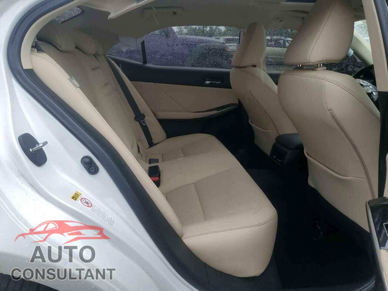 LEXUS IS 2016 - JTHCM1D2XG5009500