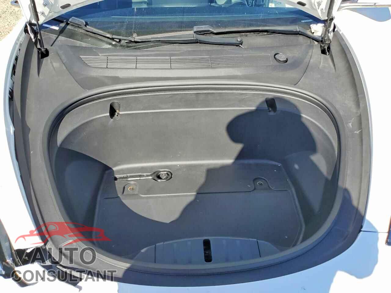 TESLA MODEL 3 2020 - 5YJ3E1EA6LF661575