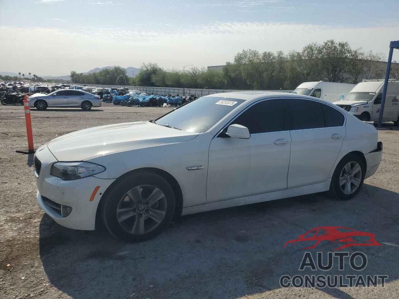 BMW 5 SERIES 2012 - WBAXG5C53CDX01625