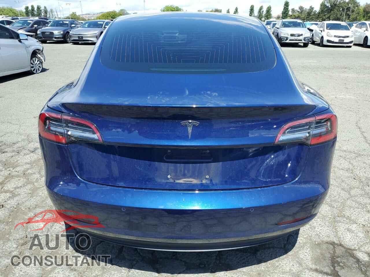 TESLA MODEL 3 2018 - 5YJ3E1EA7JF160241