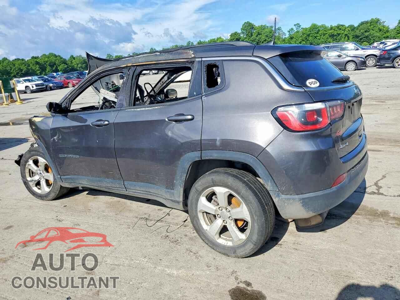 JEEP COMPASS 2019 - 3C4NJDBB8KT696301